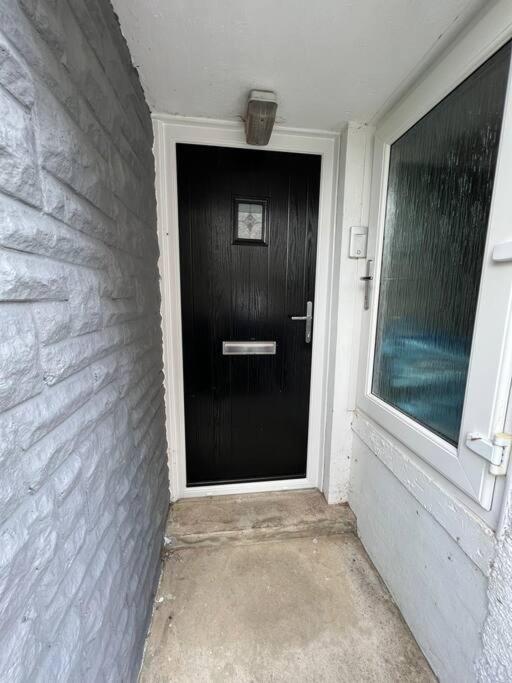 Superb Three Bed Garnant Duplex! Lägenhet Exteriör bild